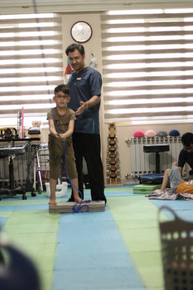 خدمات کاردرمانی در مهرویلا